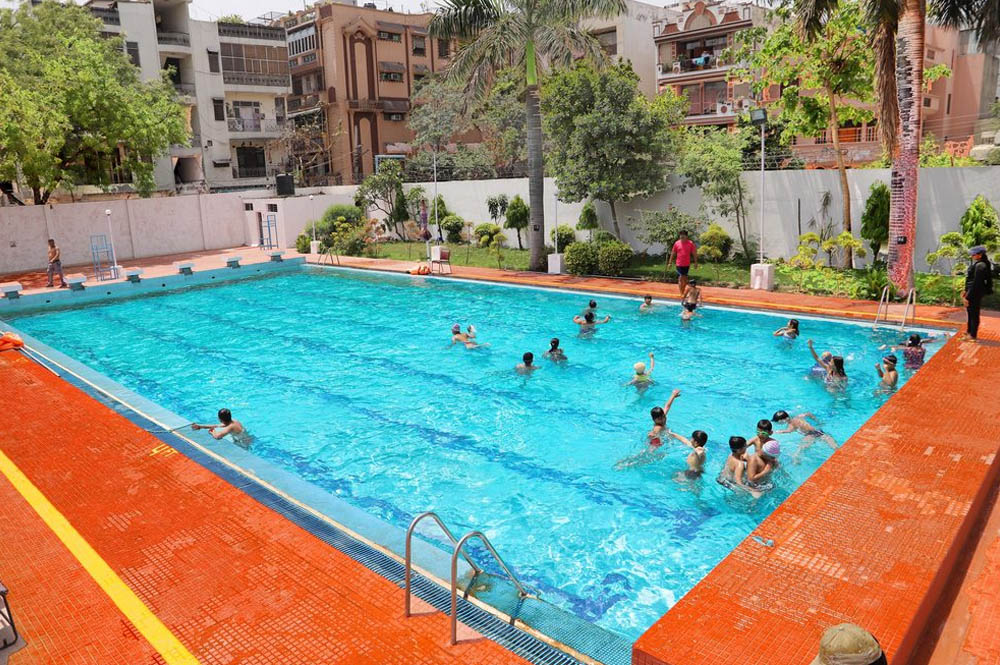 Swimming/Splash Pool